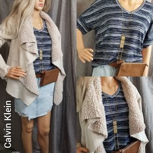 CALVIN KLEIN BNWT Navy/White V Neck Stripe Knit